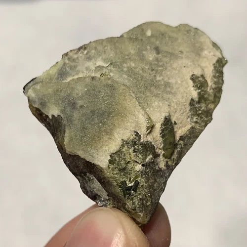 Sphene / Titanite Crystal Tormiq Haramosh Roundu Gilgit-Baltistan PAKISTAN 28g