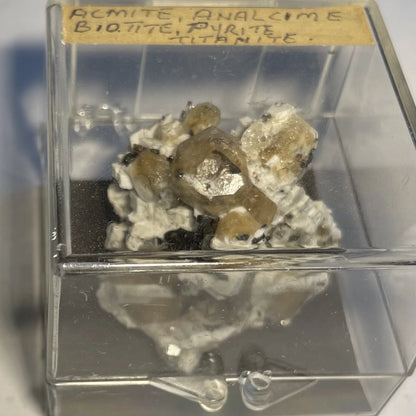 Acmite Analcime Biotite & Titanite Crystals 3M Qry Pulaski Co ARKANSAS USA