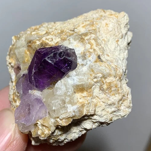 Amethyst Quartz Crystal In Calcite Muqur Ghazni AFGHANISTAN 59g