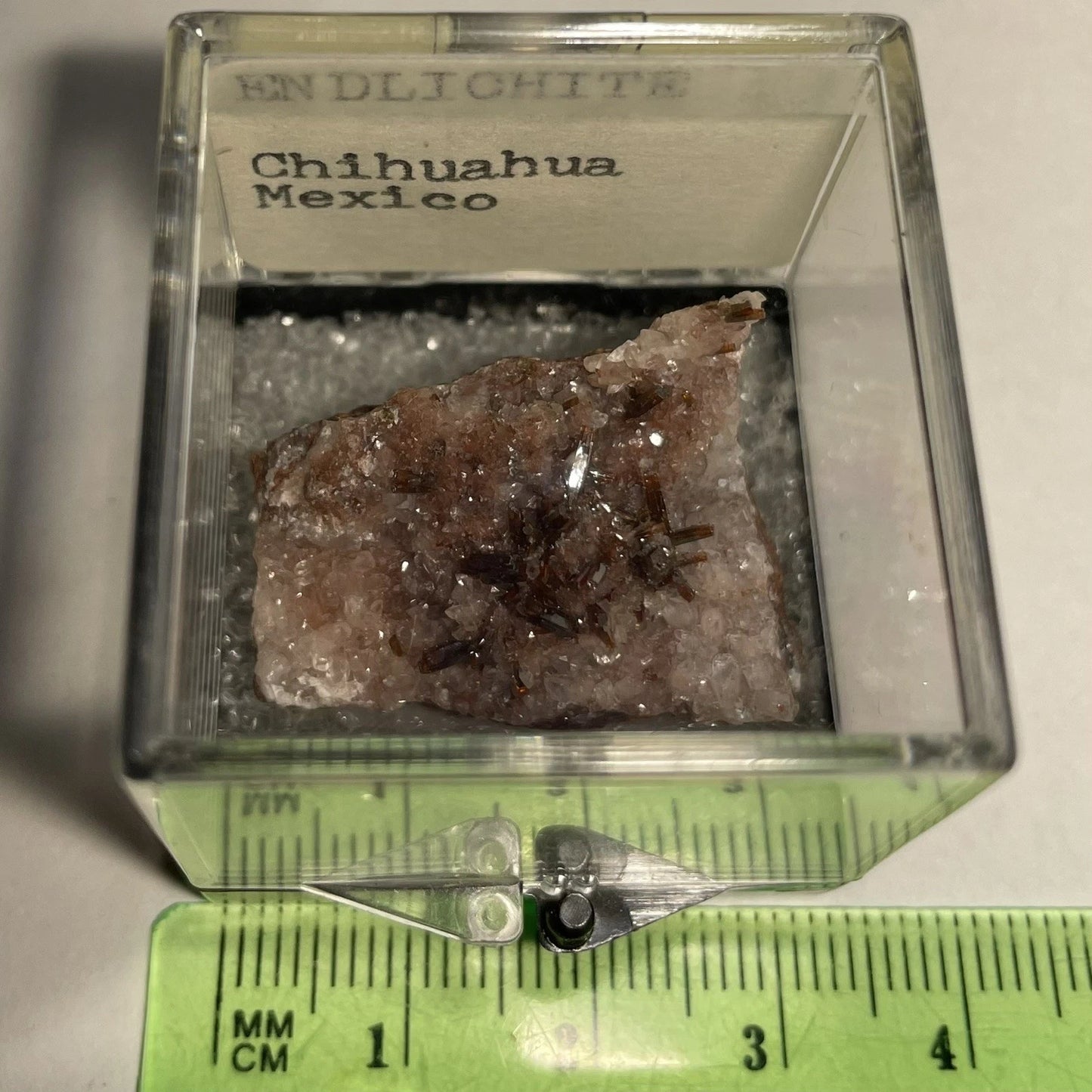 Endlichite / Vanadinite on Calcite Crystals Chihuahua MEXICO