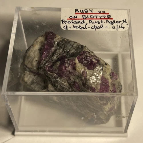 Ruby Crystals Kleggasen Qry Froland Agder NORWAY