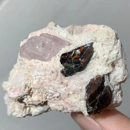 Tantalite & Kunzite Crystals On Matrix Kunar AFGHANISTAN 45g