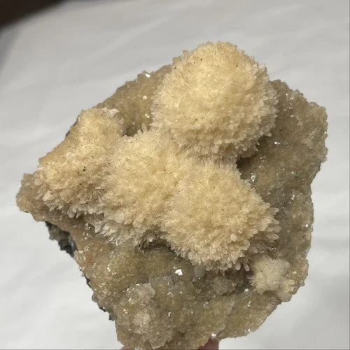 Thomsonite Crystals On Either Smithsonite Or Heulandite From INDIA 75g
